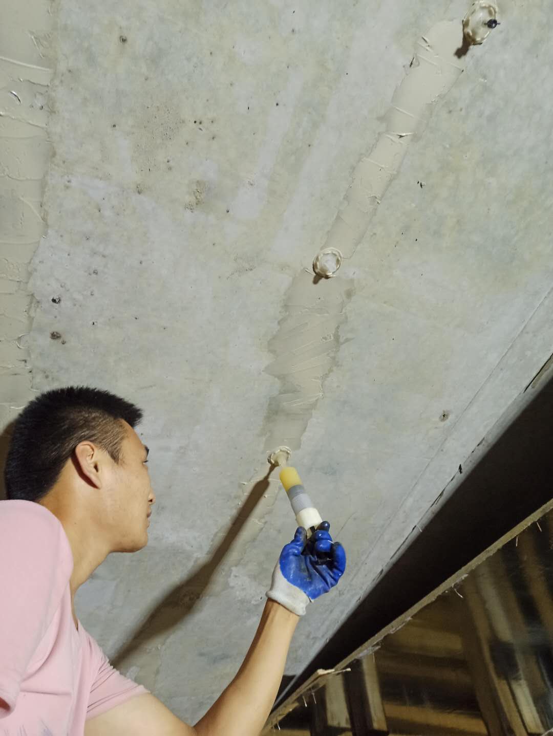 台安房屋墙体裂缝施工方法